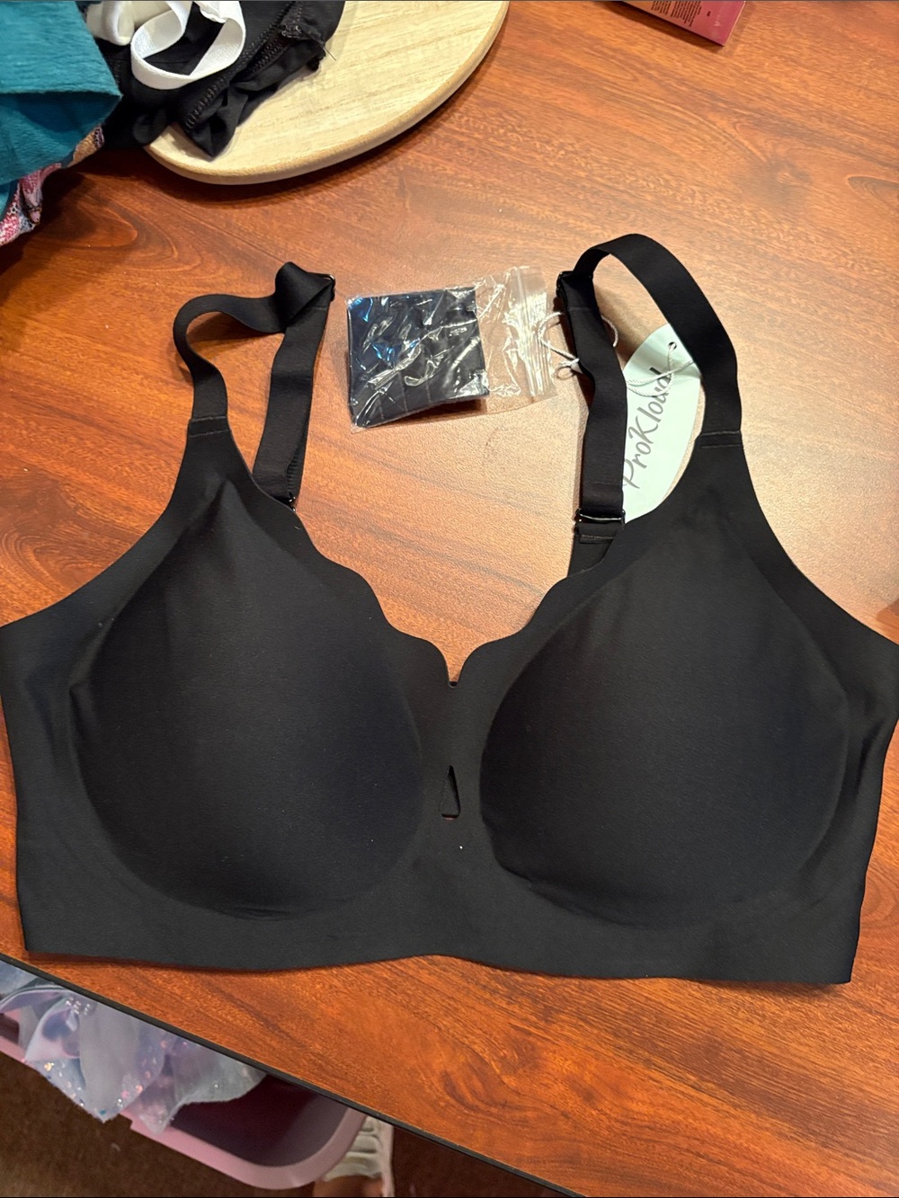 Wireless Black Seamless T-Shirt Bra - Smooth Everyday Support